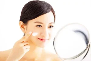 Vận Chuyển Mỹ Phẩm Từ Hồ Chí Minh Đến Anh: Hướng Dẫn Chi Tiết