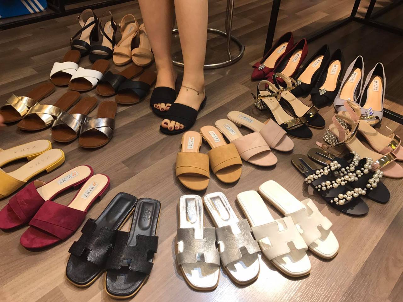 Gửi hàng giày dép 